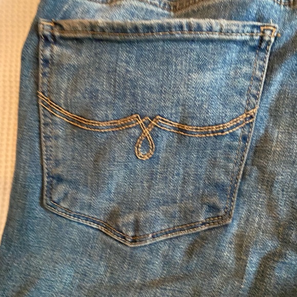 Lolita Skinny Distressed Lucky Brand Jeans. Size 28. - Picture 13 of 15